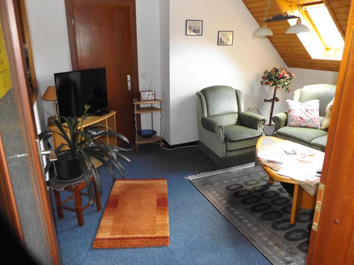 Gaestehaus Hahnenkrug Lottorf Buitenkant foto