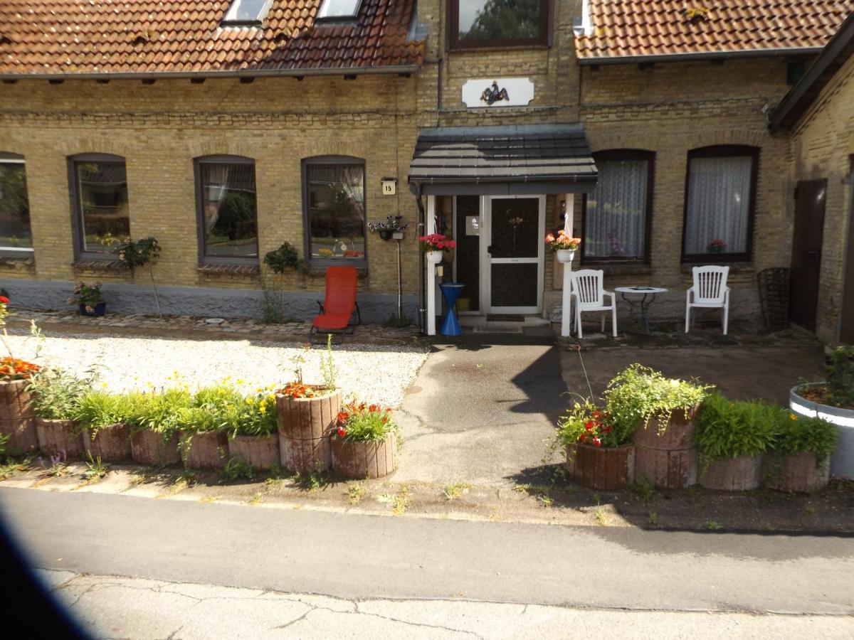 Gaestehaus Hahnenkrug Lottorf Buitenkant foto